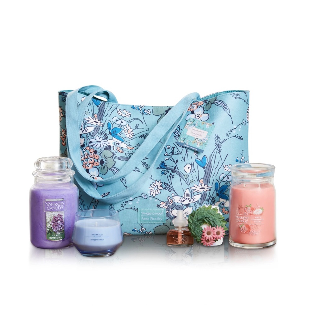 Yankee Candle Spring Bundle (Sunlit Garden Sage Tote)